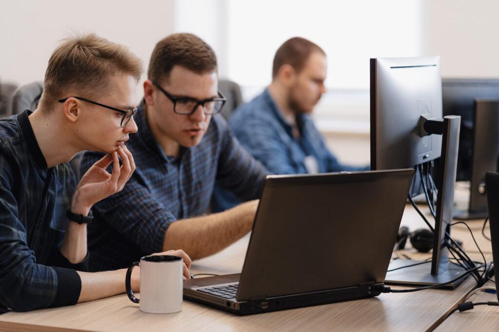 Trouver des clients : les meilleurs outils et stratégies pour développer votre activité en 2026